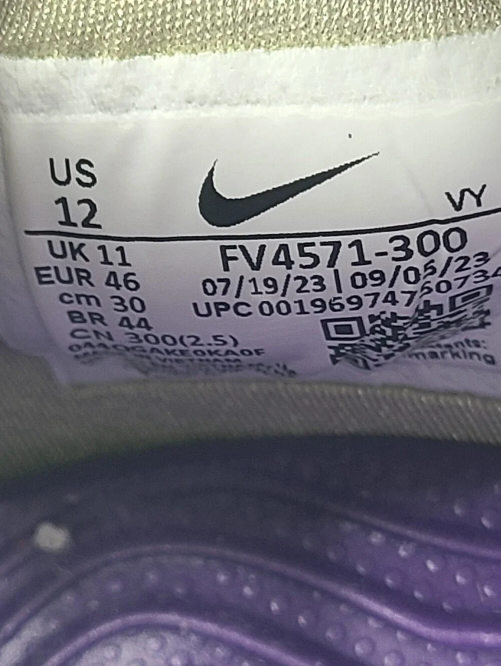 B39 *Nike ACG MOC 'Olive Aura' Size 12